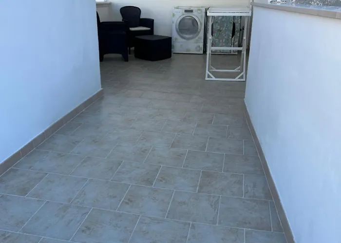 Casa Del Sole דירה מולה די בארי
